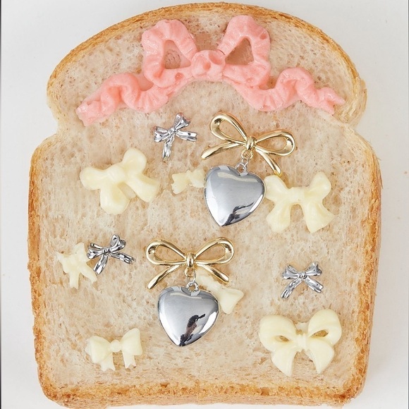 NWT Gold and Silver 925 Ribbon Heart Dangle Earrings​​​​ - Picture 4 of 4